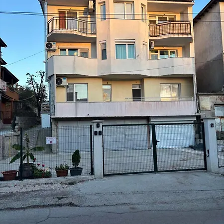 Appartamento White House - Forest Haskovo