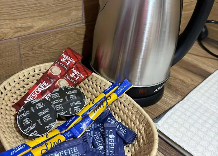 White House - Forest * هاسكوفو